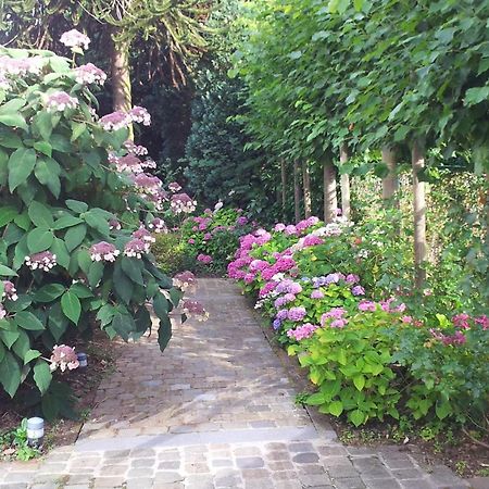 WemmelLa Pastorale Brussels Expo住宿加早餐旅馆 外观 照片